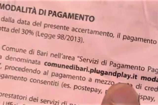 "Play" al posto di "Pay": a Bari stampate con un errore migliaia di contravvenzioni 